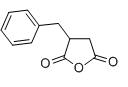 Benzyl butanedioic acid anhydride 结构式
